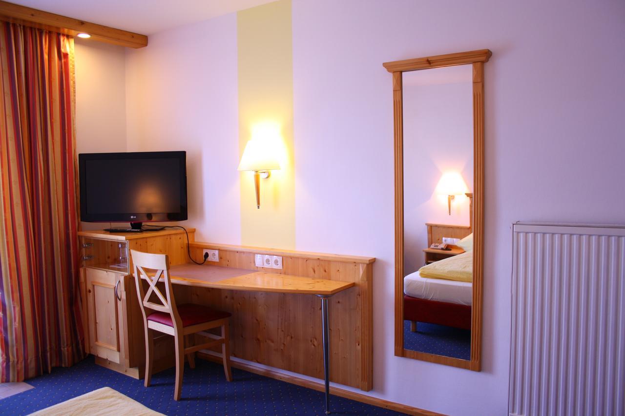 Hotel-Landgasthof Ploss Schonwald  Екстер'єр фото