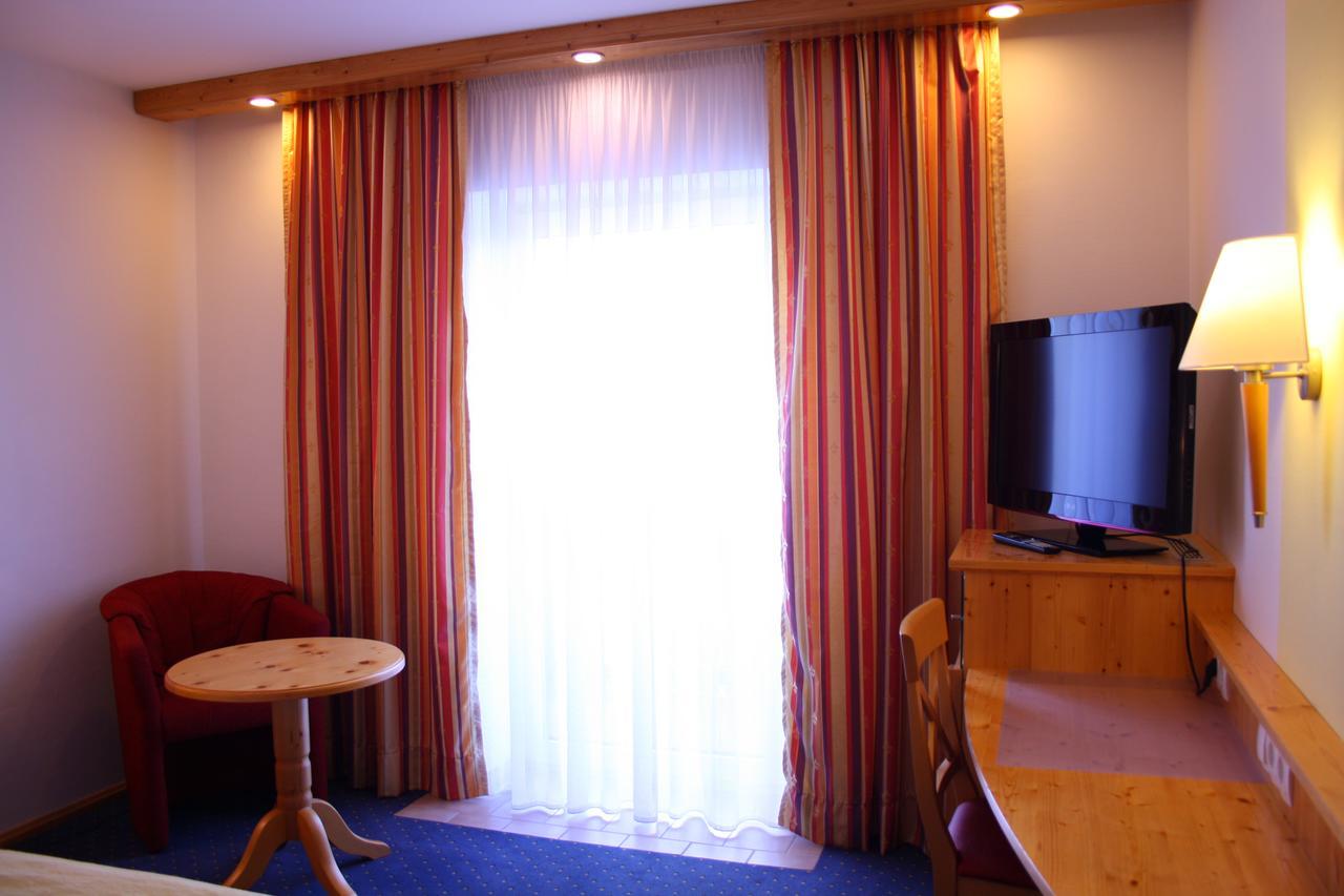 Hotel-Landgasthof Ploss Schonwald  Екстер'єр фото
